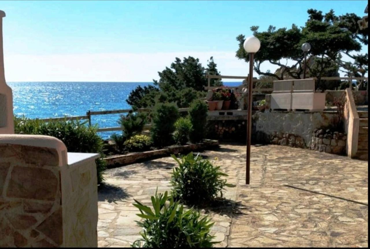 Villa Vera Trifamigliare Con Ingresso Diretto 20 Mt Al Mare Clima Wi-Fi Bbq Cala Liberotto Eksteriør bilde